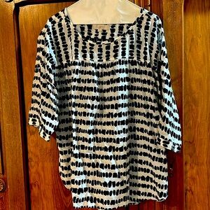 Flowy black and white cotton top
